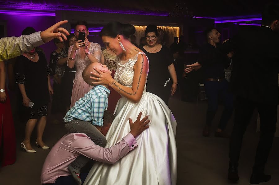 Fotógrafo de casamento Alin Ciurba (ciurbaalin1979). Foto de 26 de junho 2019