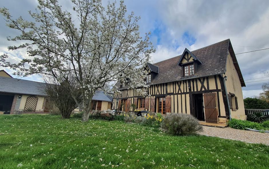 Vente maison 6 pièces 137 m² à Evreux (27000), 275 000 €