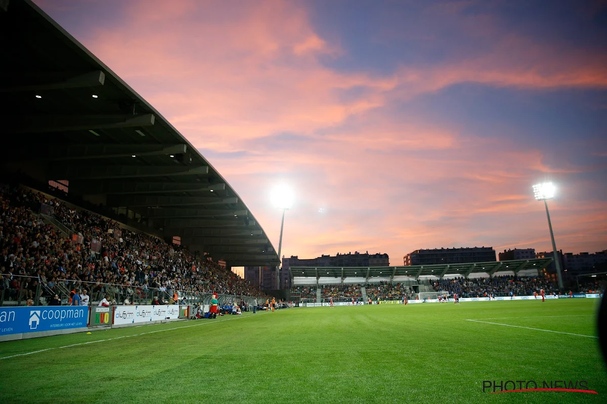 OFFICIEEL: KV Oostende versterkt zich met centrale verdediger in strijd tegen degradatie