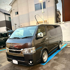 ハイエースバン GDH201V