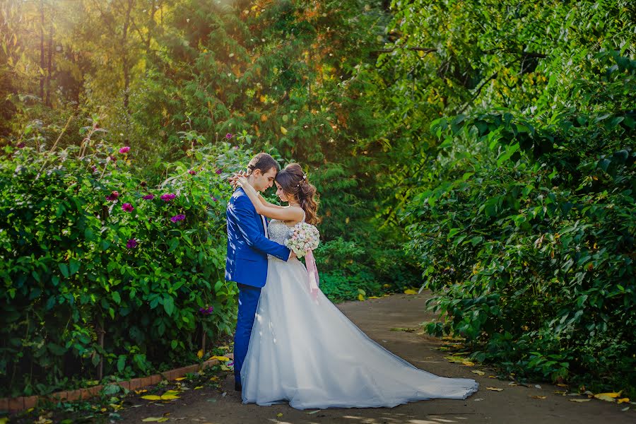 Fotografo di matrimoni Olga Starostina (olgastarostina). Foto del 9 gennaio 2017