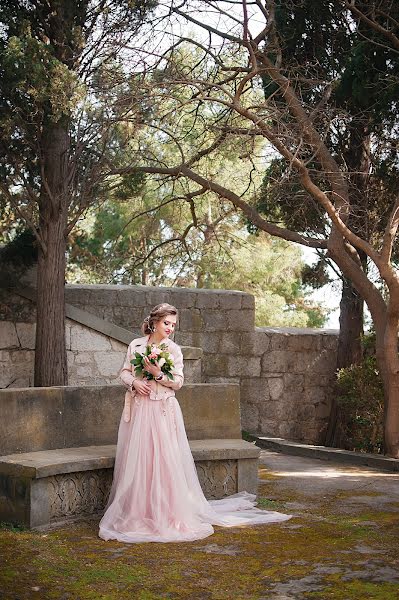 Wedding photographer Sveta Sukhoverkhova (svetasu). Photo of 5 May 2018