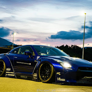 NISSAN GT-R R35