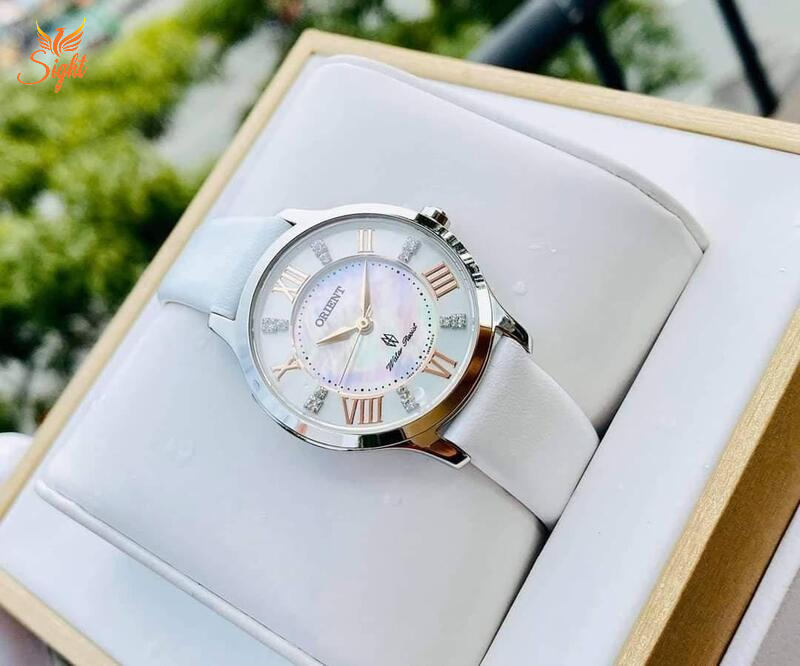 Giá đồng hồ Orient nữ sẽ phụ thuộc vào chất liệu, mẫu mã, dòng sản phẩm, nhà phân phối,...
