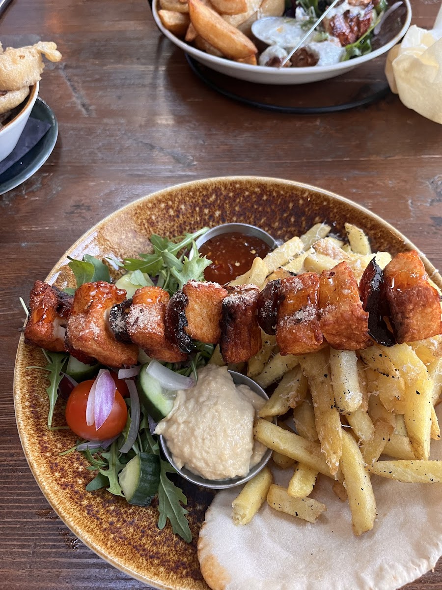 Halloumi Kebab, with a gf flatbread and truffle and parmasan fries 😍