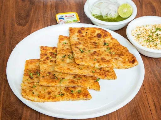 Tandoori Corn And Paneer Paratha