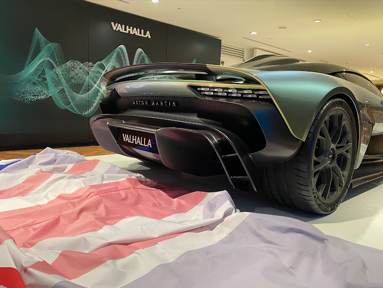 ヴァンテージ クーペのアストンマーチン・ヴァルハラ・アストンマーティン・ハイパーカー・頭金入れましたに関するカスタム事例の投稿画像3枚目