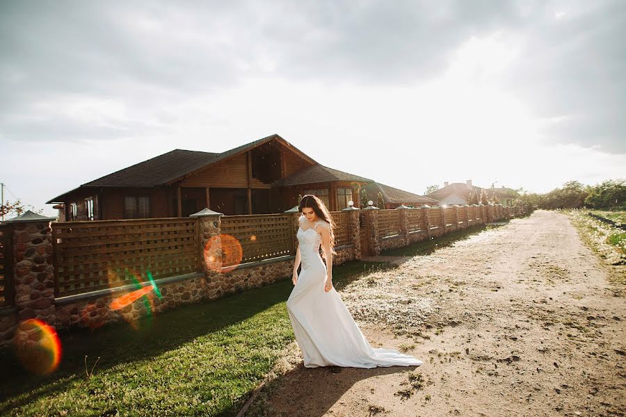 Photographe de mariage Marina Brenko (ozivssg). Photo du 4 décembre 2021