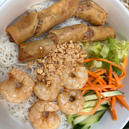 68. Tiger Prawn and Spring Roll Vermicelli