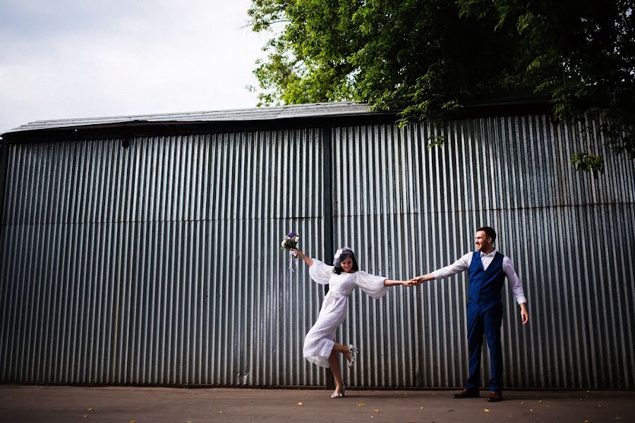 Fotógrafo de casamento Anastasiya Beloglazova (abeloglazova). Foto de 27 de julho 2017