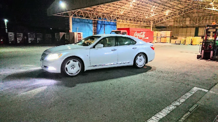 LSの走行距離ゾロ目・LS460・Lexusに関するカスタム事例の投稿画像2枚目