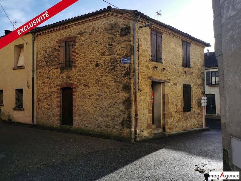 Vente maison 2 pièces 77 m² à Aignan (32290), 65 000 €