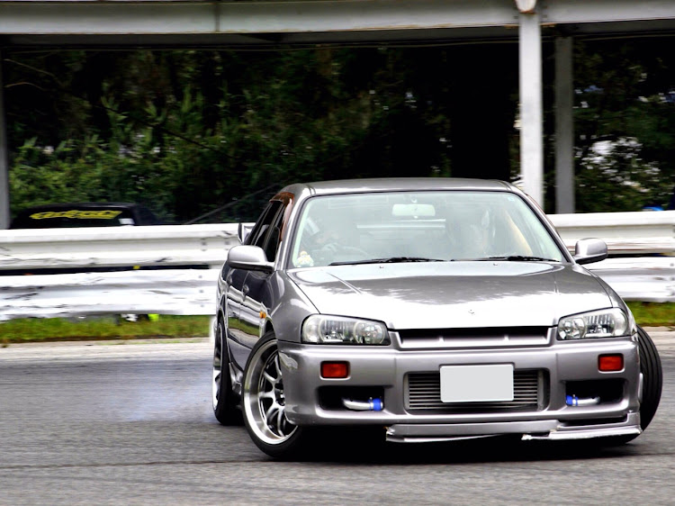 スカイラインのスカイライン・ER34・日産に関するカスタム事例の投稿画像2枚目