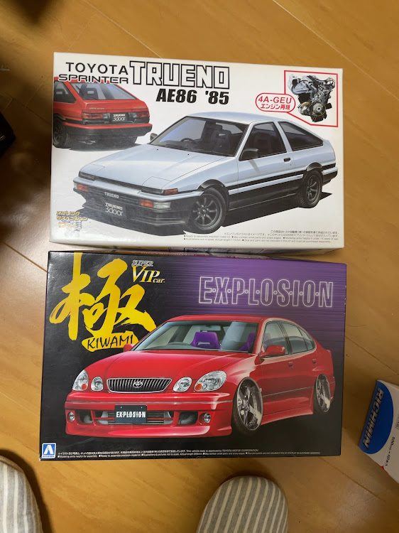 8"84REVO@STIさんが投稿したプラモデル制作・実家で眠ってた・塗装はタッチペン・アリスト・AE86後期に関するカスタム事例の投稿画像1枚目
