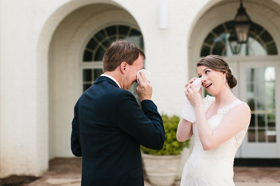 婚禮攝影師Colleen Winstead（lilyvinephotoco）。2019 12月29日的照片