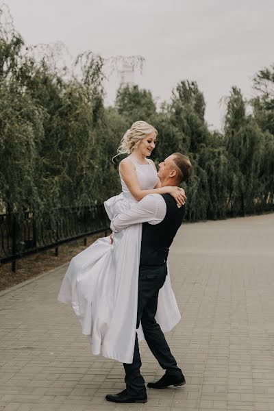 Bröllopsfotograf Sofiya Serdyuk (backpackweddings). Foto av 11 mars 2021