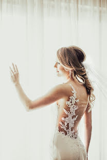 Wedding photographer Dominika Bieniek (dominikabieniek). Photo of 17 November 2021