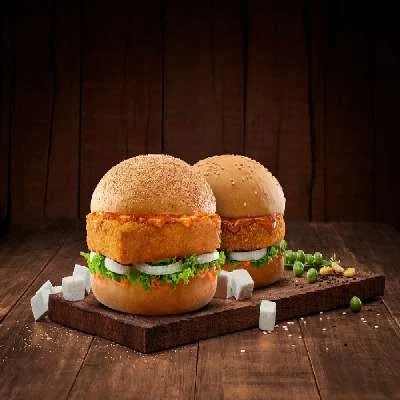 Paneer Crispy Burger