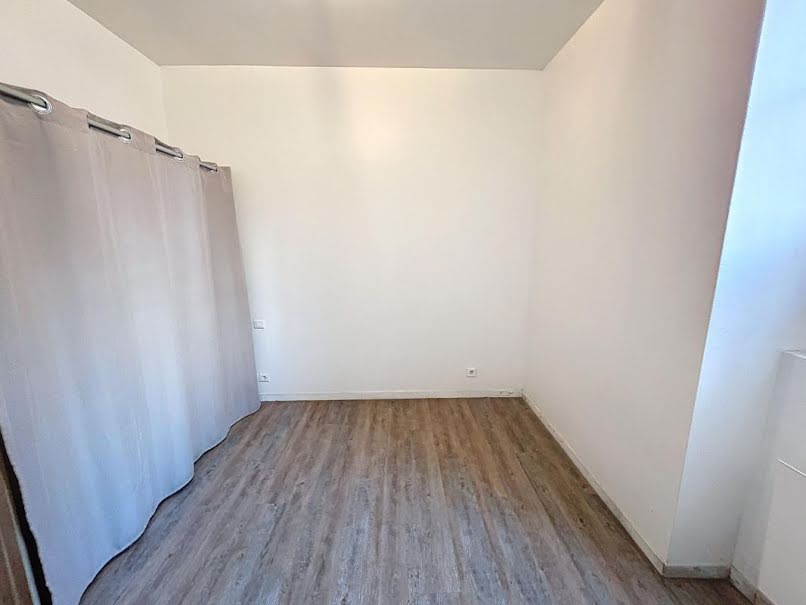 Location  appartement 2 pièces 29 m² à Pau (64000), 520 €