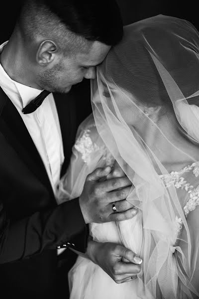 結婚式の写真家Karolina Šližytė (portraitsbykaro)。2017 9月25日の写真