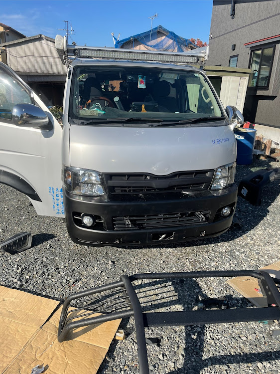 ハイエースのワンオフ製作・DIY・ハイエーサーどんどん絡んでくださいに関するカスタム事例の投稿画像1枚目