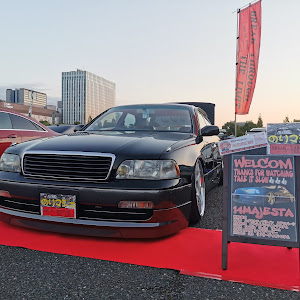 クラウンマジェスタ JZS147