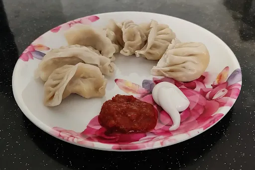 Chicken Cheese Momos