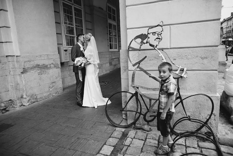 Wedding photographer Yuriy Stebelskiy (blueclover). Photo of 18 February 2019