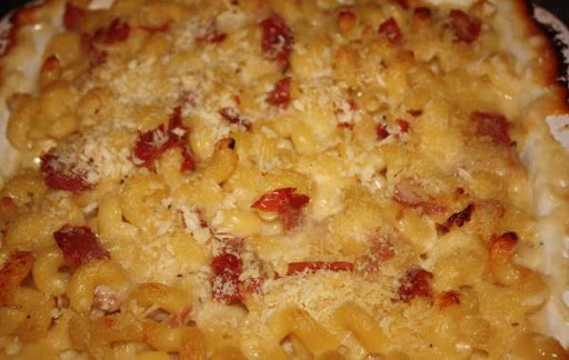 Macaroni and Cheese with Prosciutto Casserole