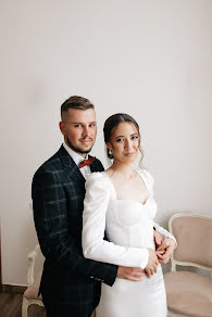 Fotógrafo de casamento Anastasiya Zema (4jpeg). Foto de 4 de setembro 2023