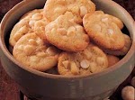 White Chocolate Macadamia Cookies Recipe was pinched from <a href="http://www.tasteofhome.com/recipes/white-chocolate-macadamia-cookies" target="_blank">www.tasteofhome.com.</a>