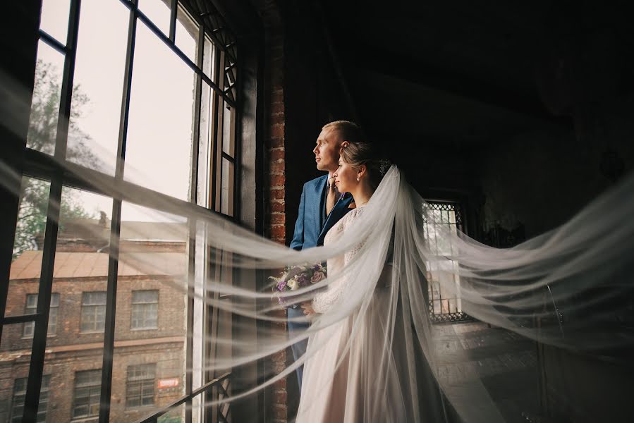 Fotografo di matrimoni Maksim Lobikov (maximlobikov). Foto del 12 maggio 2019