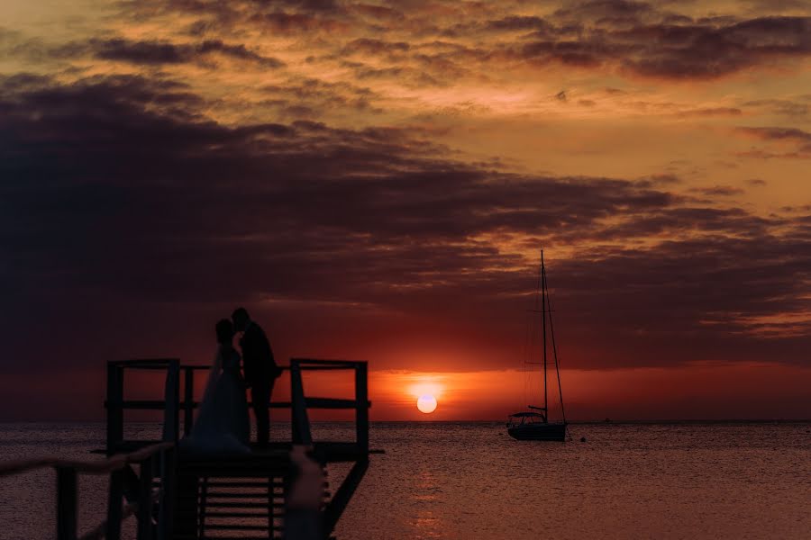 Fotografo di matrimoni Nasser Martinez (antahanarts). Foto del 15 febbraio