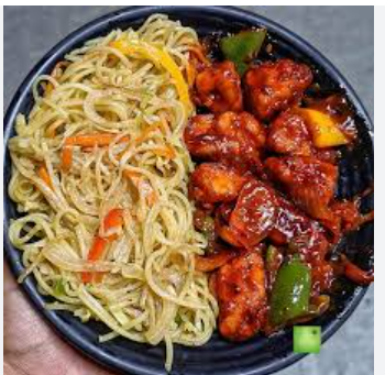 Chilli Paneer Dry + Veg Noodles