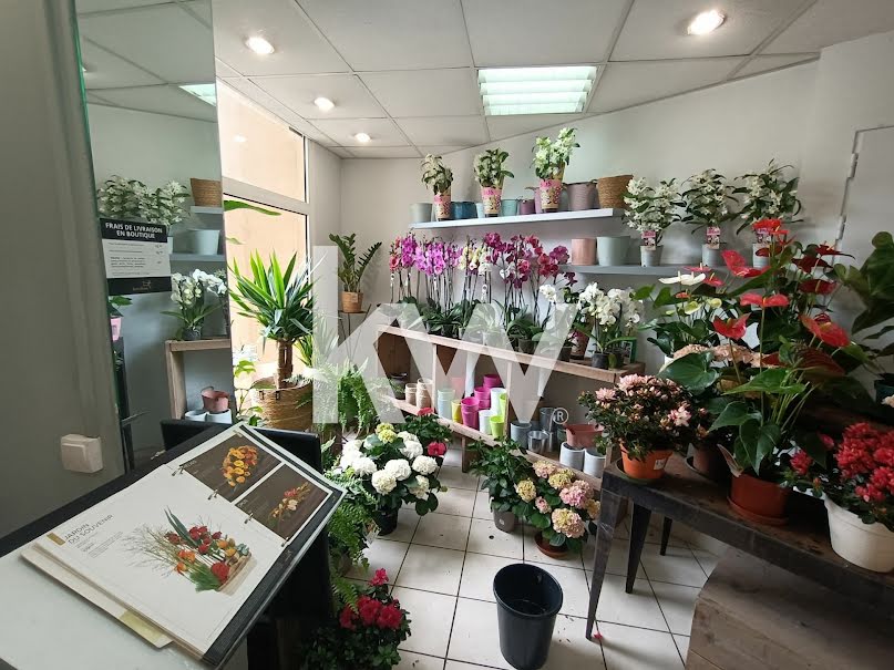 Vente locaux professionnels  70 m² à Nimes (30000), 66 000 €