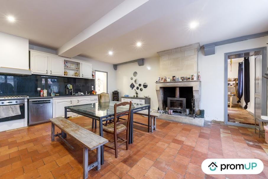 Vente maison 8 pièces 245 m² à Coutras (33230), 228 990 €