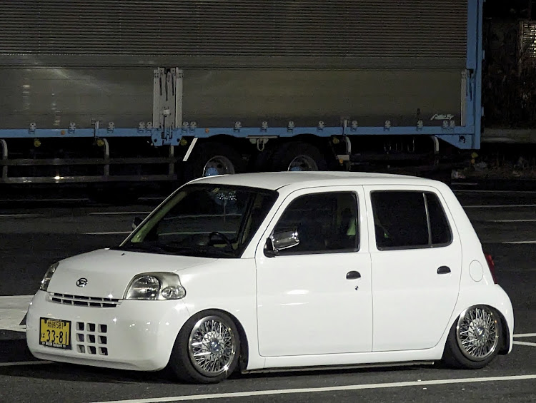 エッセの最後の姿・思い出の車・残りわずか・よろしくに関するカスタム事例の投稿画像1枚目