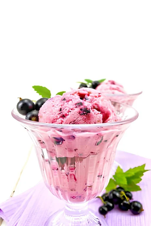 Blackcurrant & Strawberry Sundae