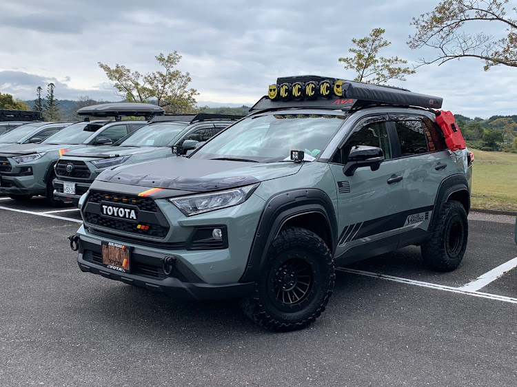 RAV4のRAV4meetinginShiga・200台のRAV4・滋賀…意外と近いな🤣🤣🤣に関するカスタム事例の投稿画像3枚目
