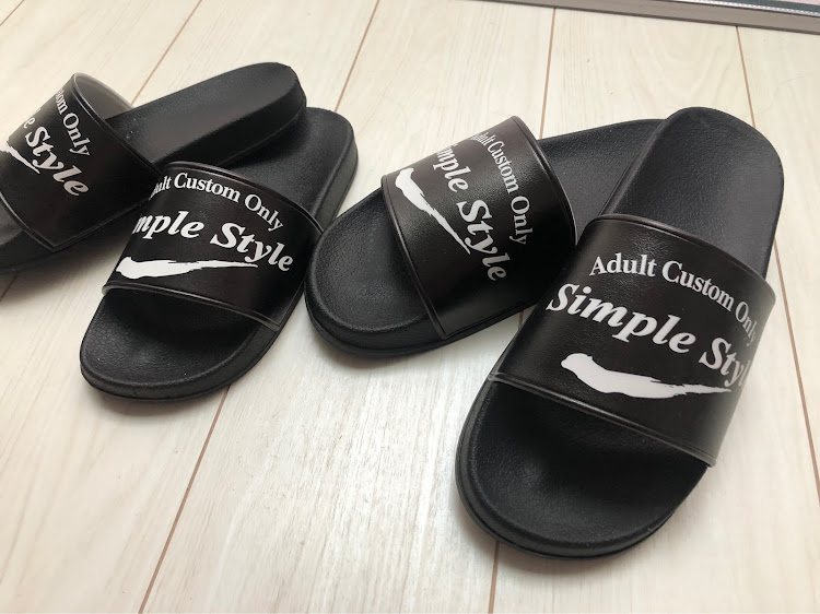 ハイエースバンのLIBERTA・自遊會・simple style・オリジナルサンダルに関するカスタム事例の投稿画像1枚目
