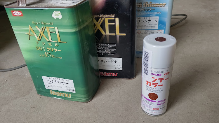 アルファードのキャリパー塗装・イサム塗料・プーマコンプレッサーに関するカスタム事例の投稿画像3枚目