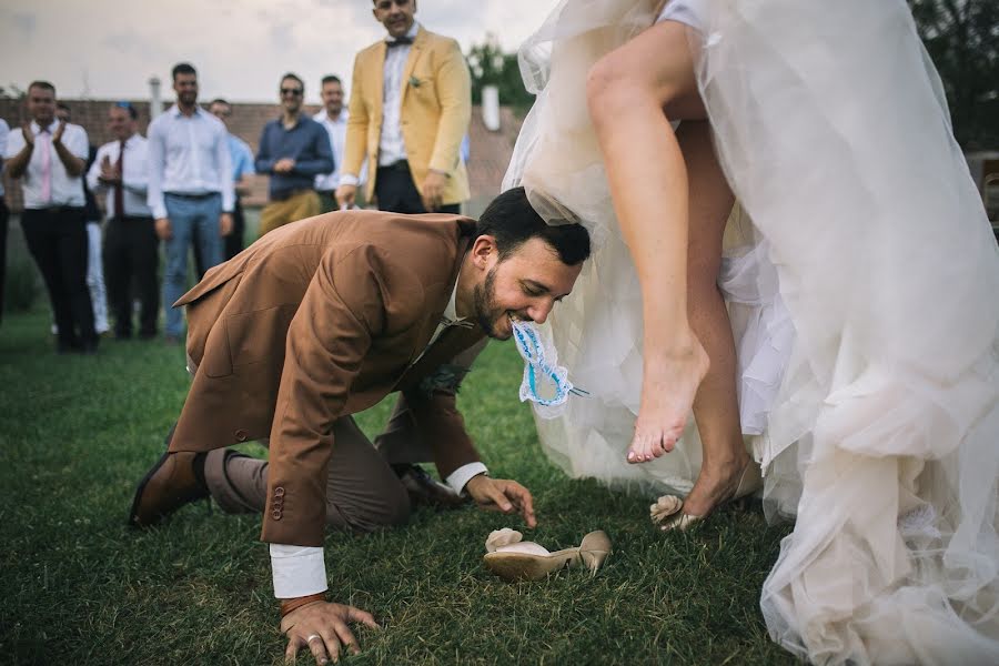 Fotógrafo de casamento Fanni Benkő (fannimbenko). Foto de 11 de setembro 2018