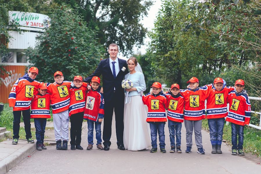 Fotógrafo de bodas Irina Samodurova (samodurova). Foto del 1 de octubre 2017
