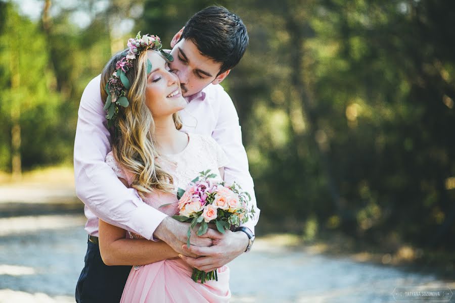 婚礼摄影师Tatyana Sozonova（sozonova）。2015 4月1日的照片