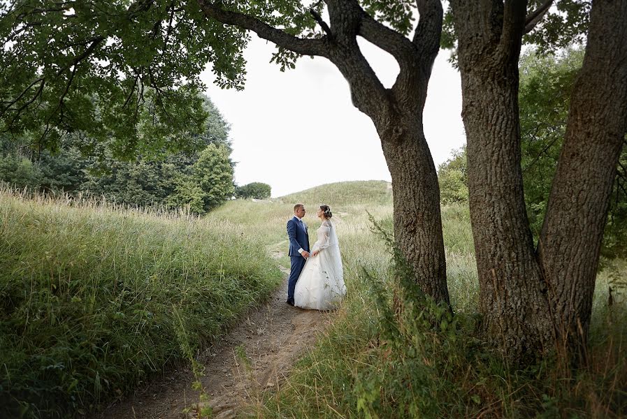 Wedding photographer Yuliya Burdakova (juliburdakova). Photo of 7 September 2021