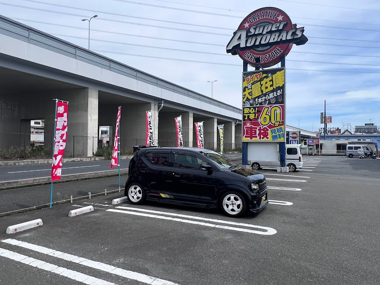 アルトワークスのBLITZ worksにアールズ羽根付いた🙌・イェーイ^_^・ドライブ行きましょう🏎・バランスが取れました^_^👍に関するカスタム事例の投稿画像1枚目
