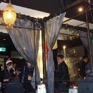 義式屋古拉爵