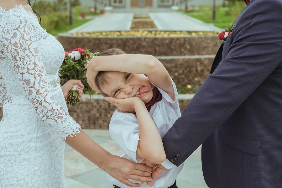 Fotógrafo de casamento Mila Vishnya (milacherry). Foto de 24 de julho 2020