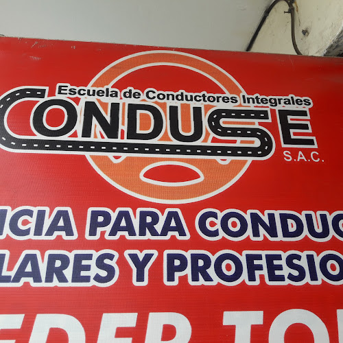 Escuela de Cunductores Integrales CONDUSE S.A.C. - Autoescuela