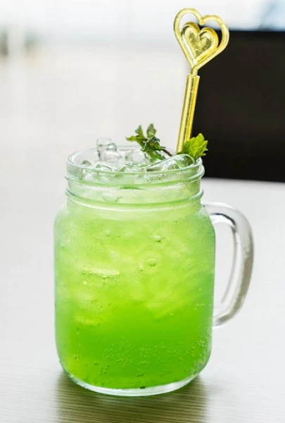 Green Apple Blast Mocktail